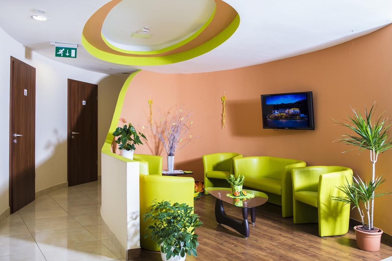 Patak Park Hotel Visegrad (Adults Only) Экстерьер фото